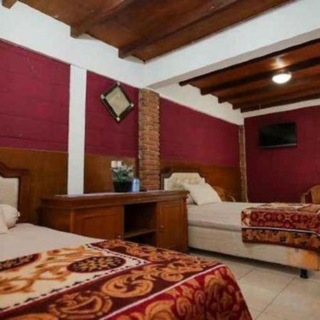Oyo 1488 Hotel Cemara Asri Lembang Luaran gambar