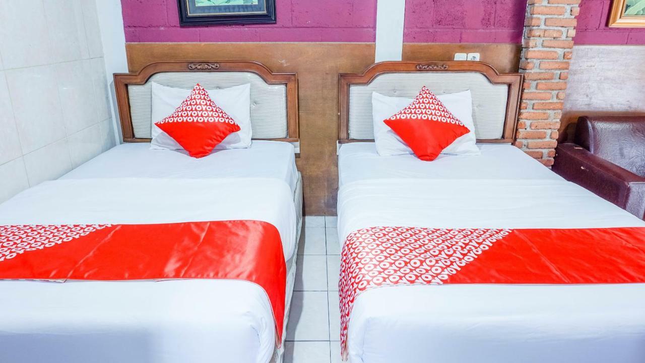 Oyo 1488 Hotel Cemara Asri Lembang Luaran gambar