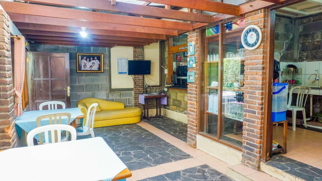 Oyo 1488 Hotel Cemara Asri Lembang Luaran gambar
